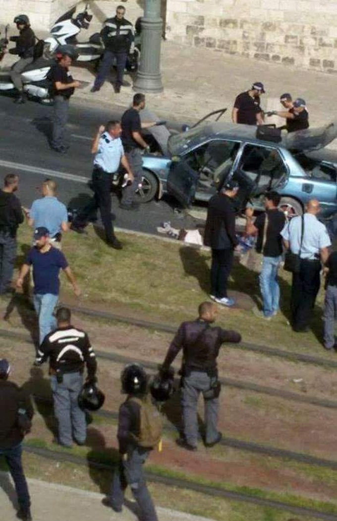 إصابة إسرائيلي في عملية قرب باب العامود وإطلاق نار على المنفذين